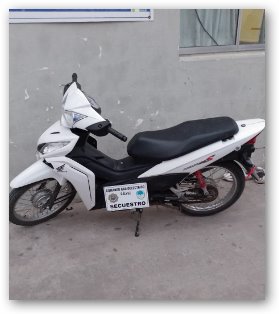 GALVEZ: SECUESTRAN MOTO ROBADA